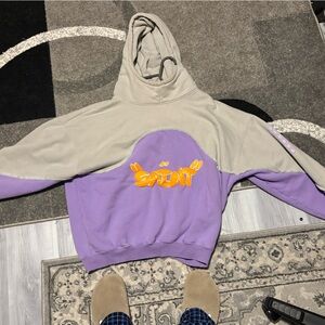 Large saint hoodie baggy